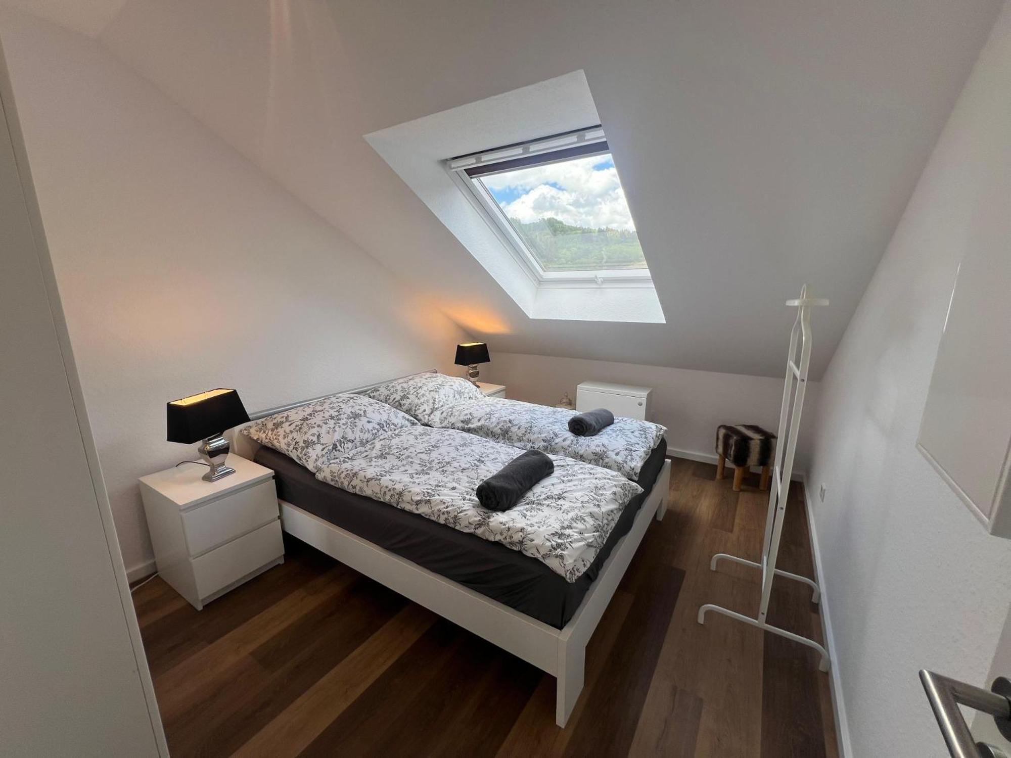 Gemuetliche 3-Zimmer-Wohnung Mit Panoramablick Und Kostenlosem Ueberdachten Parkplatz Winterberg Dış mekan fotoğraf