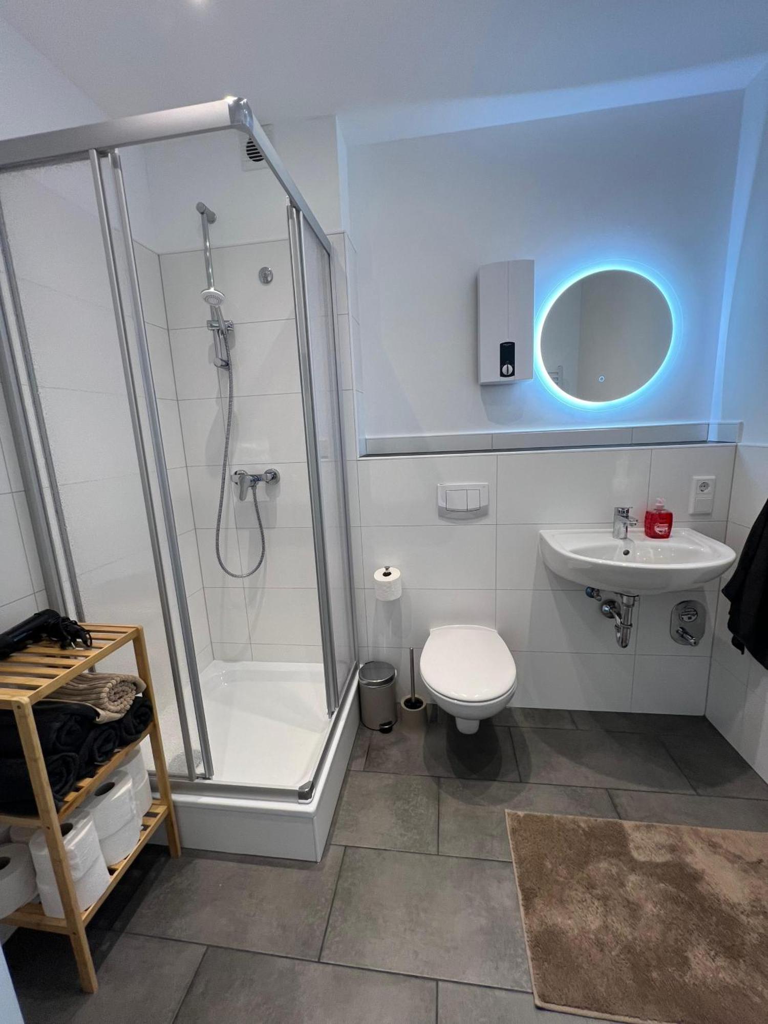 Gemuetliche 3-Zimmer-Wohnung Mit Panoramablick Und Kostenlosem Ueberdachten Parkplatz Winterberg Dış mekan fotoğraf