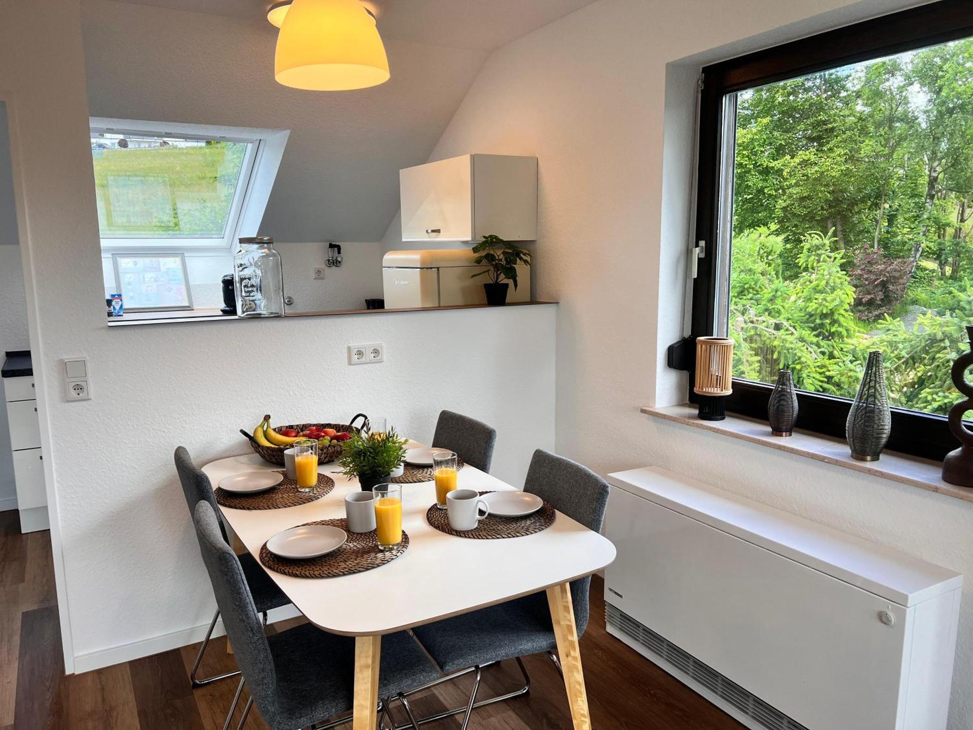 Gemuetliche 3-Zimmer-Wohnung Mit Panoramablick Und Kostenlosem Ueberdachten Parkplatz Winterberg Dış mekan fotoğraf