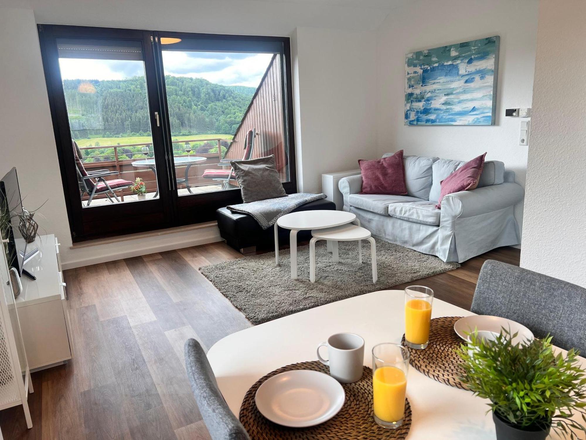 Gemuetliche 3-Zimmer-Wohnung Mit Panoramablick Und Kostenlosem Ueberdachten Parkplatz Winterberg Dış mekan fotoğraf