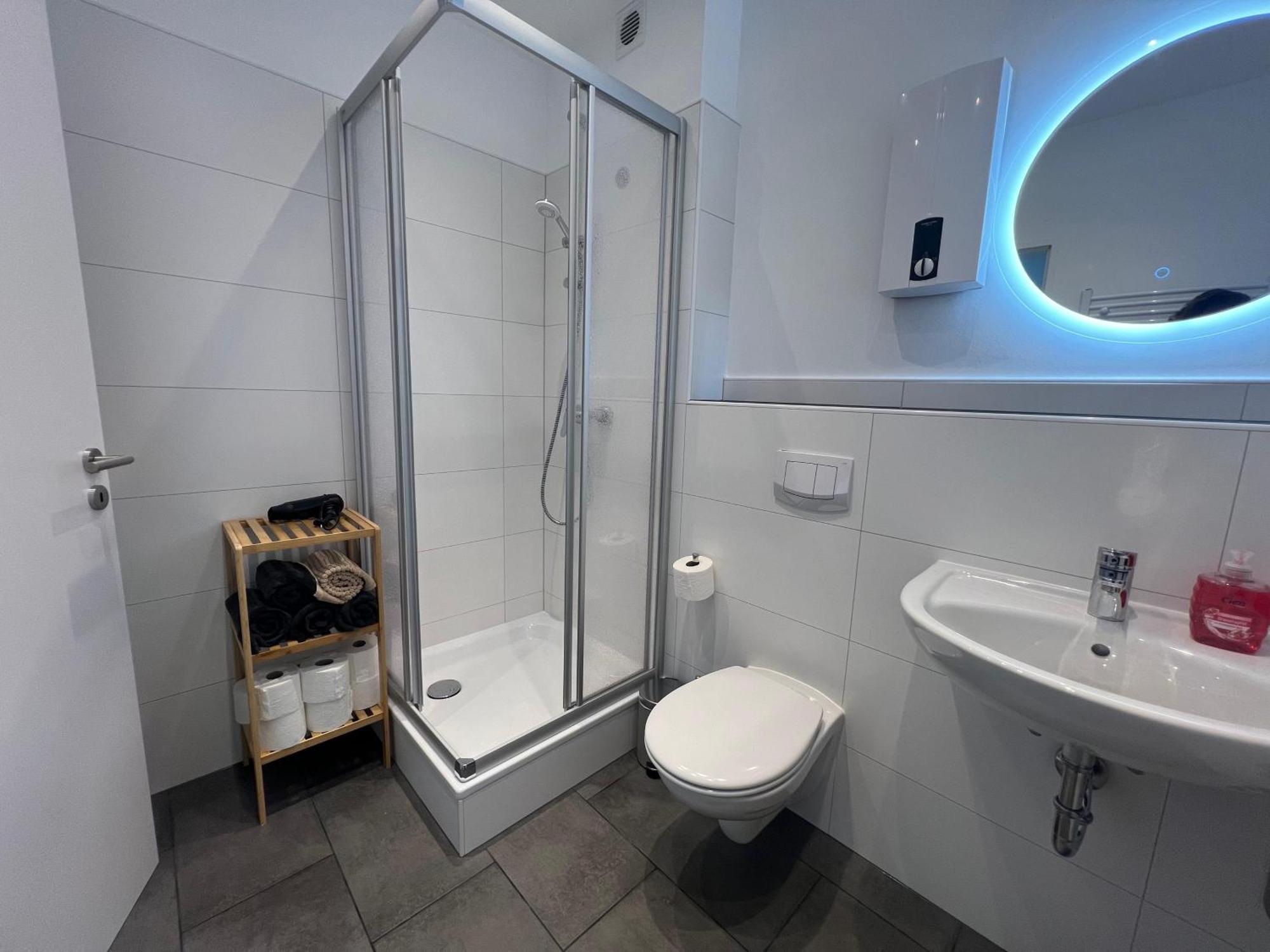 Gemuetliche 3-Zimmer-Wohnung Mit Panoramablick Und Kostenlosem Ueberdachten Parkplatz Winterberg Dış mekan fotoğraf
